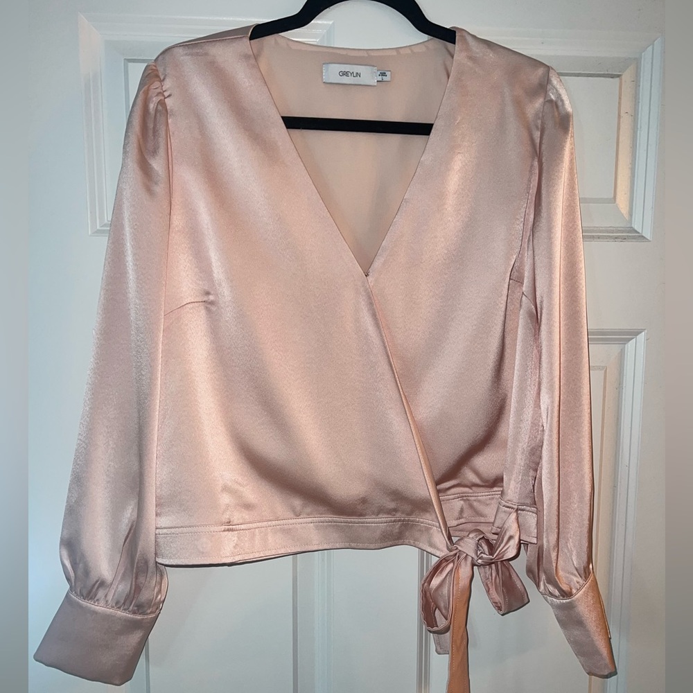 GREYLIN soft pink long sleeve top